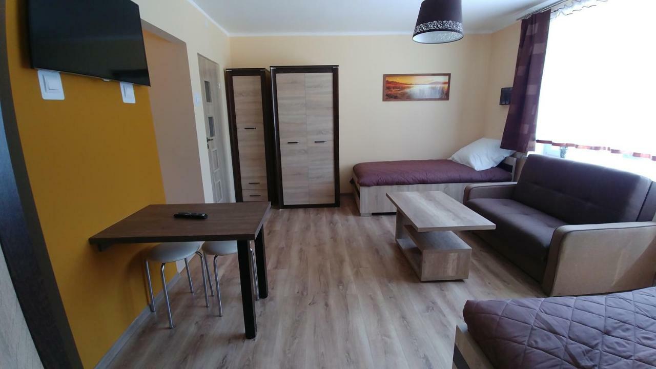 Appartement Roza Pustyni à Chrzanów Extérieur photo